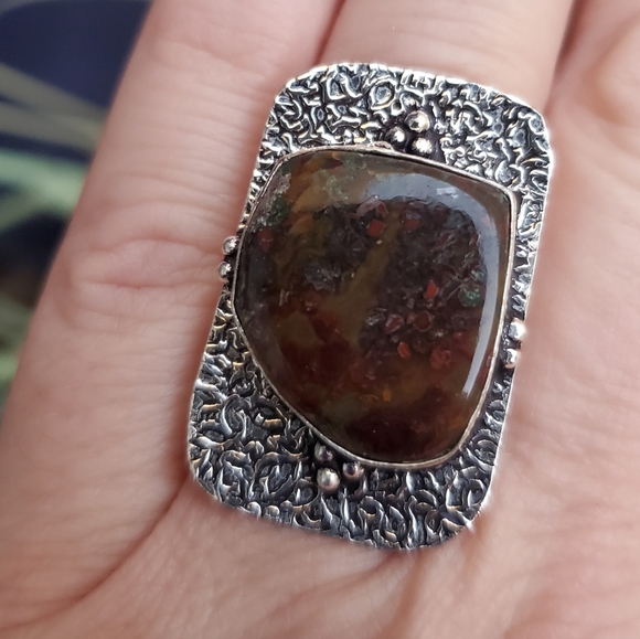 New Bloodstone 925 Silver Ring. - Picture 10 of 15